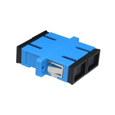 APC UPC PC PBT 재료 1 포트/2 포트와 함께 귀가없는 먼지 방지 쿼드 SC 광섬유 어댑터