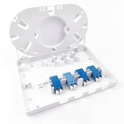 150*110*30mm FTTH 네트워크 실내 4 코어 LC UPC 플라스틱 광섬유 얼굴판 소켓 패널